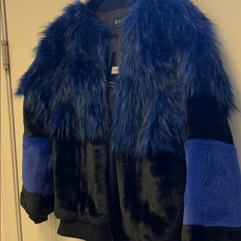 NWT stunning faux fur jacket